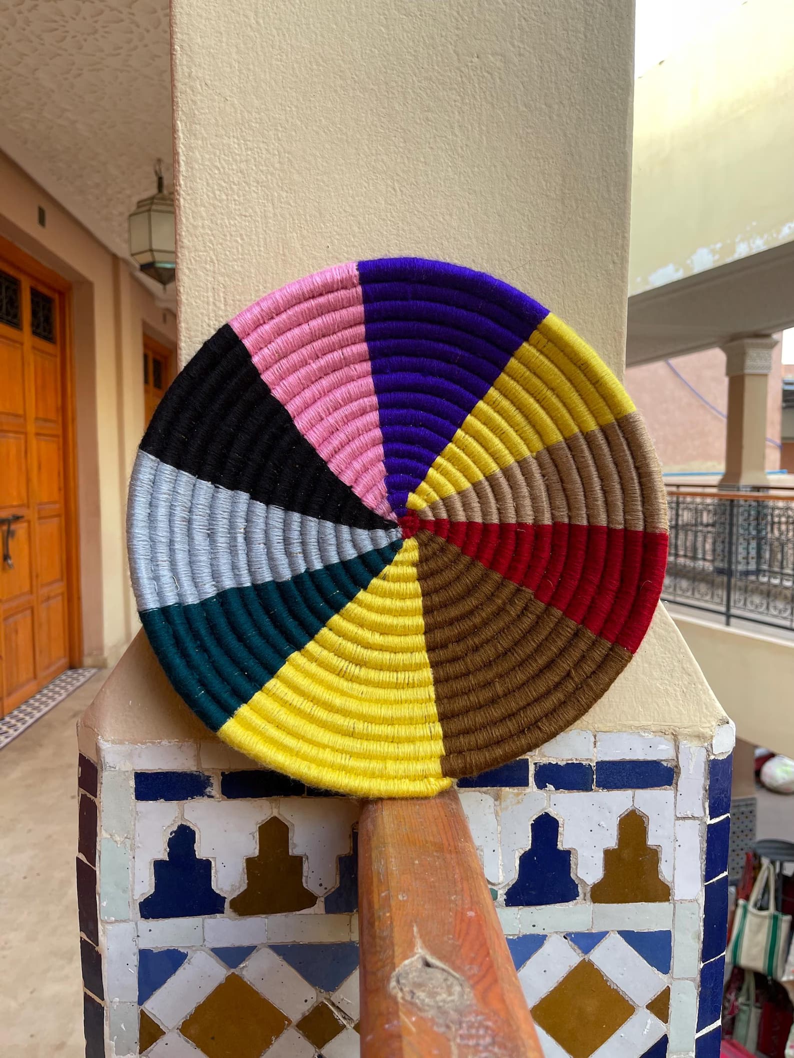 Handwoven Moroccan Berber Basket – Colorful Boho Wall Decor – Handmade Amazigh Straw Woven Tray (Black, Blue, Red)